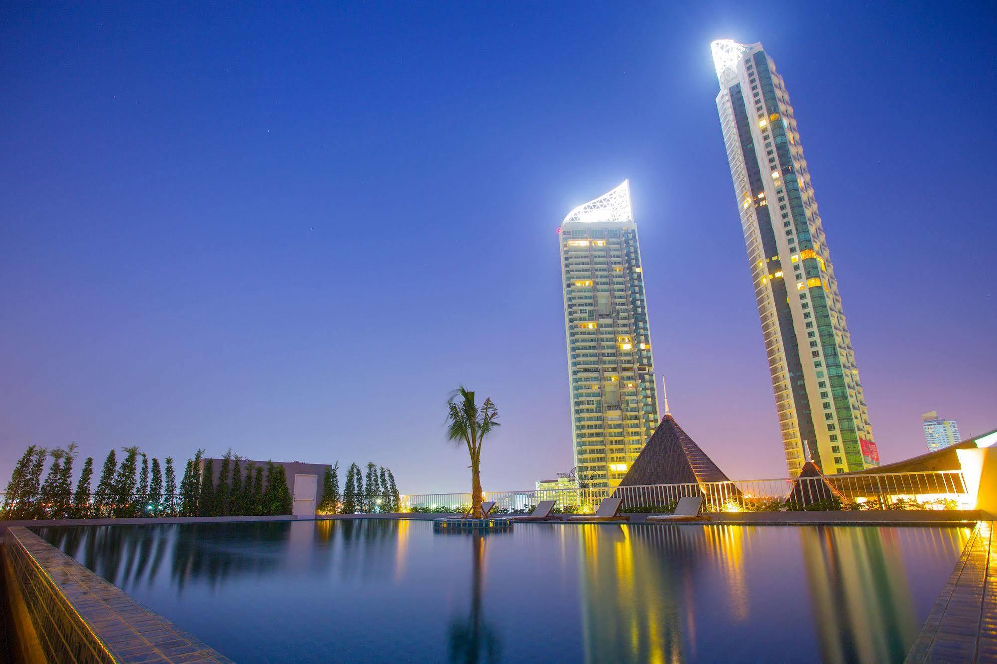Rodina Beach Hotel Jomtien Beach Eksteriør billede